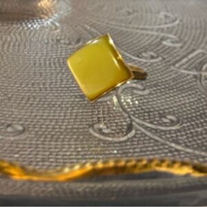 Adjustable Green and Gold Diamond Shaped Vintage Ring